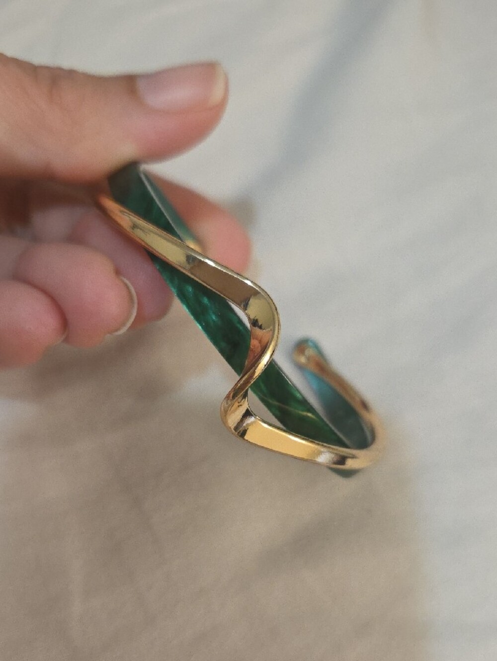 Gold-Tone Swirl Bangle with Green Inlay Bracelet, NIP, Gift Pouch - Picture 4 of 8
